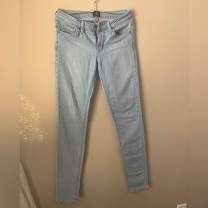 Women’s Just Black Jeans Light Blue Wash, Normal Rise, Size 27